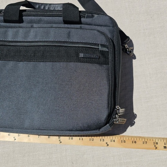 Samsonite Travel Laptop Bag with Tons of Pockets and Luggage Strap - Picture 13 of 13